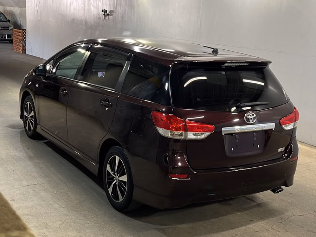 TOYOTA WISH