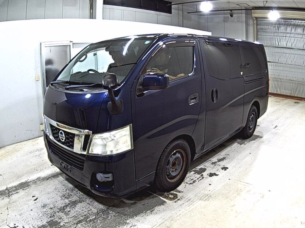 NISSAN NV350 CARAVAN