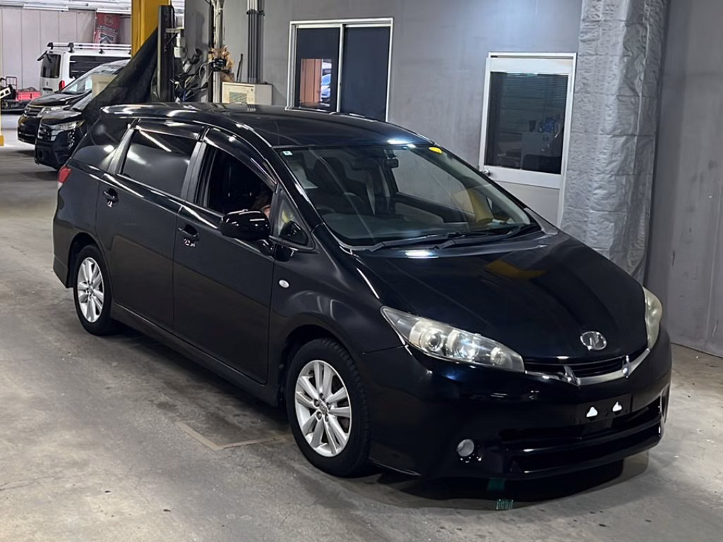 TOYOTA WISH