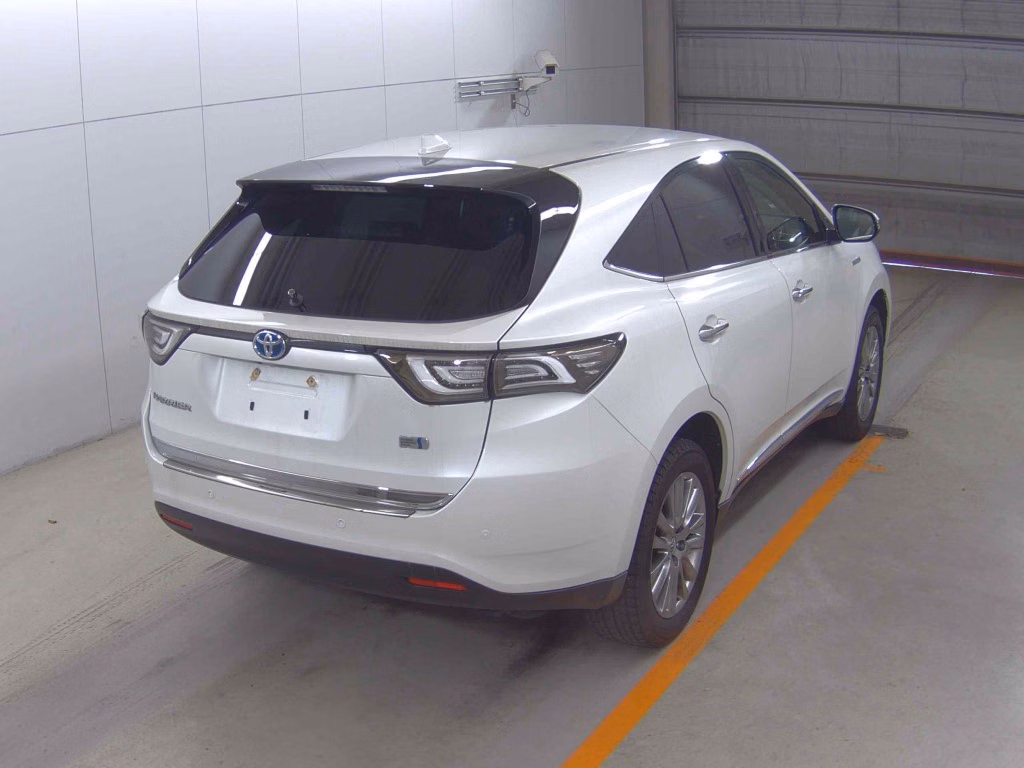 TOYOTA HARRIER