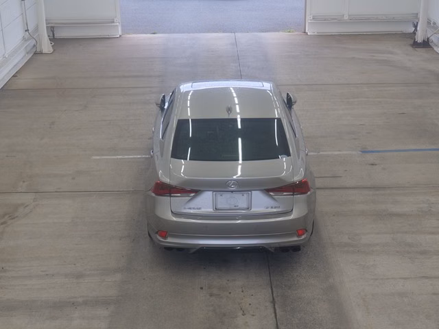 LEXUS IS350