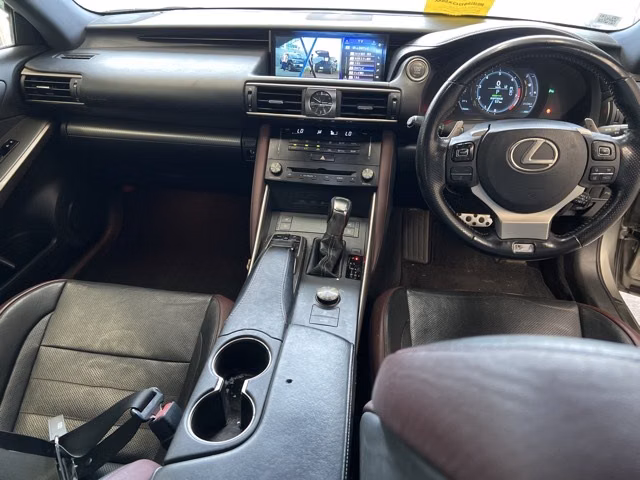 LEXUS IS350