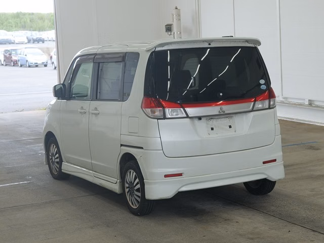 MITSUBISHI DELICA D:2