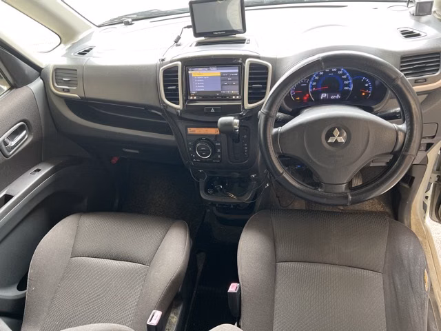 MITSUBISHI DELICA D:2