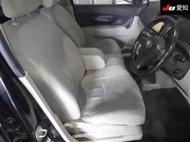 TOYOTA PASSO SETTE