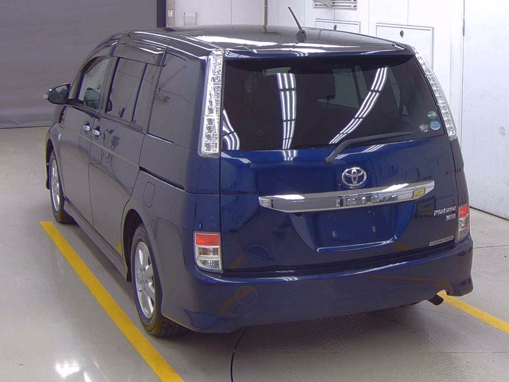 TOYOTA ISIS