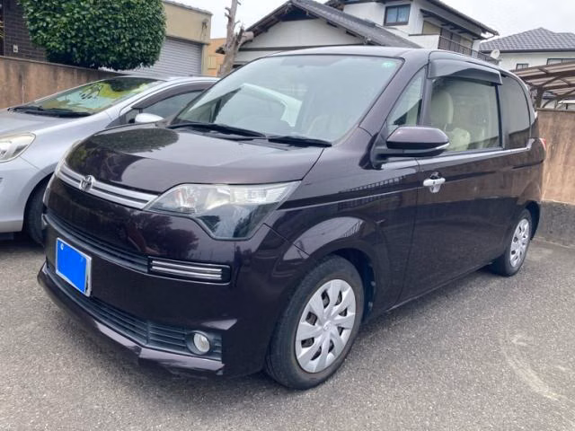 TOYOTA SPADE