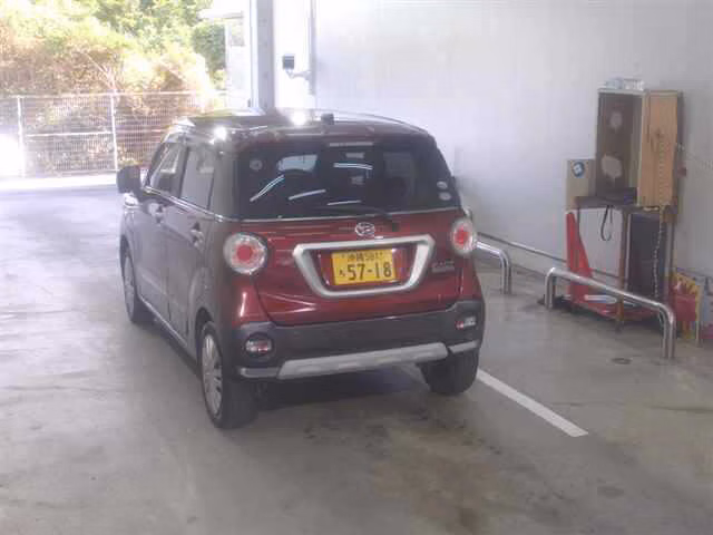 DAIHATSU CAST
