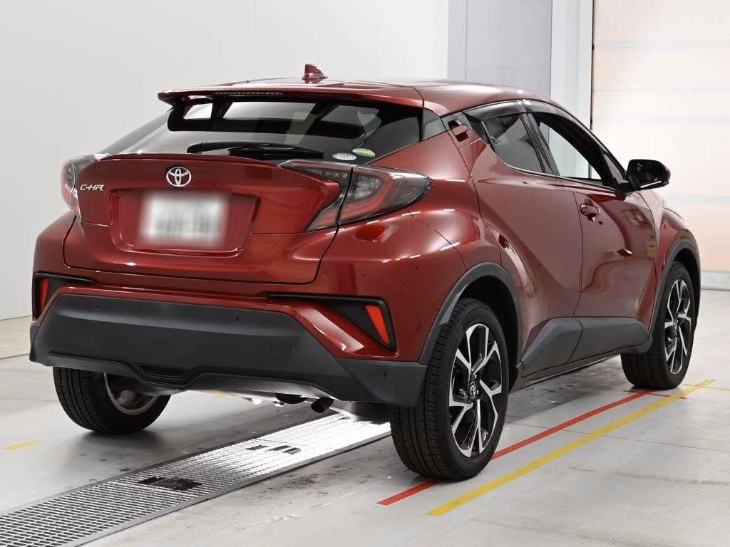 TOYOTA C-HR