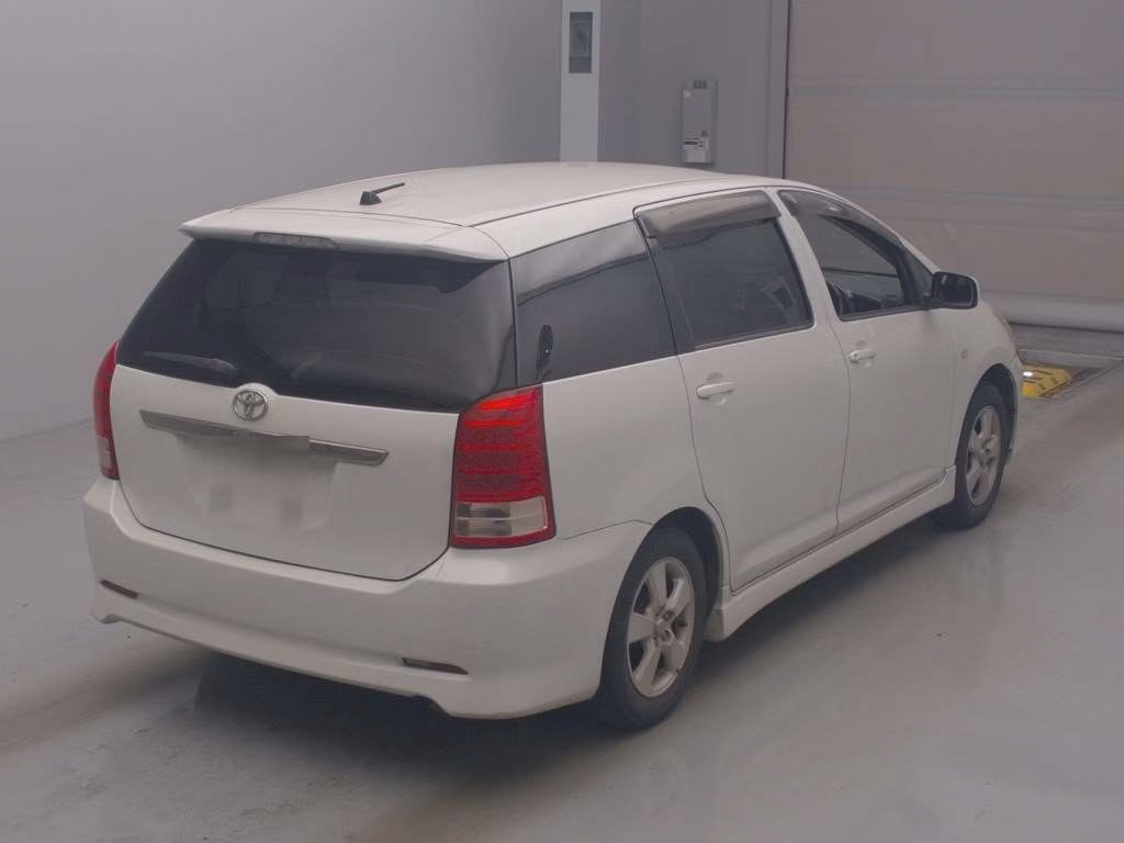 TOYOTA WISH