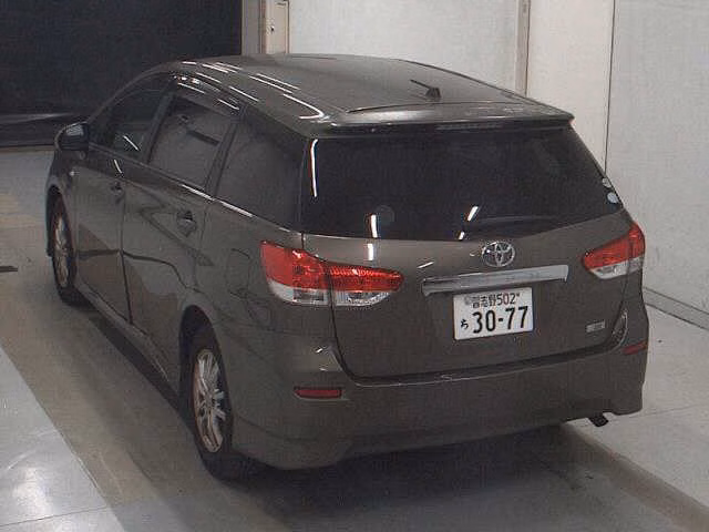 TOYOTA WISH