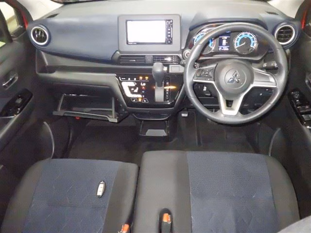 MITSUBISHI EK X