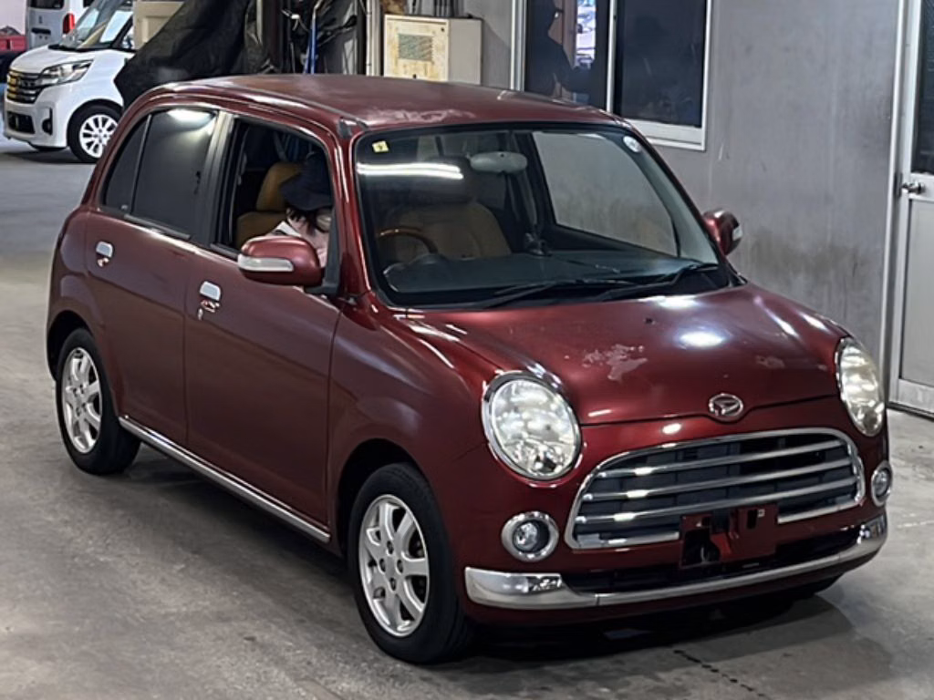DAIHATSU MIRA GINO