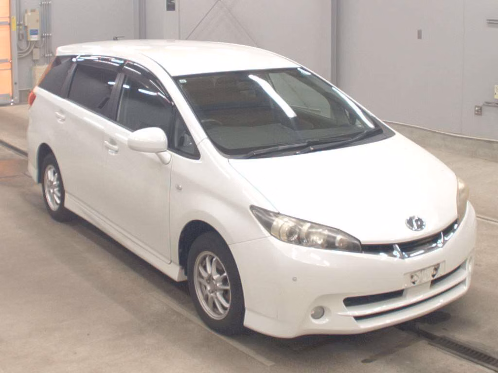 TOYOTA WISH