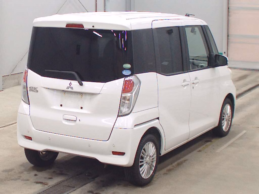 MITSUBISHI EK SPACE