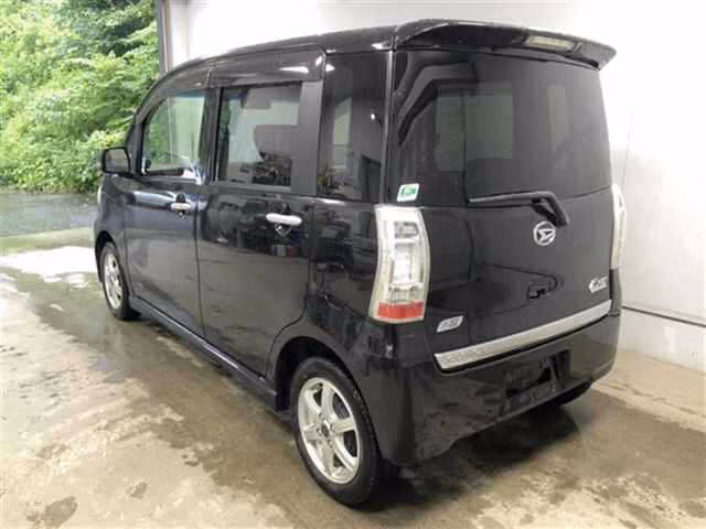 DAIHATSU TANTO EXE