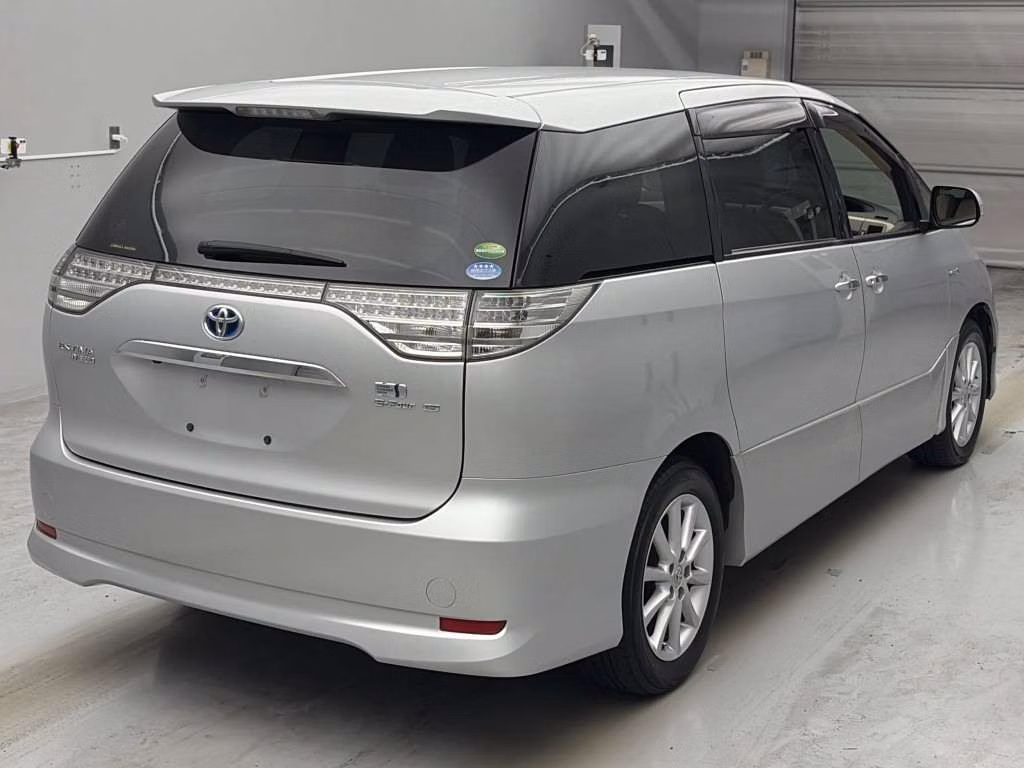 TOYOTA ESTIMA