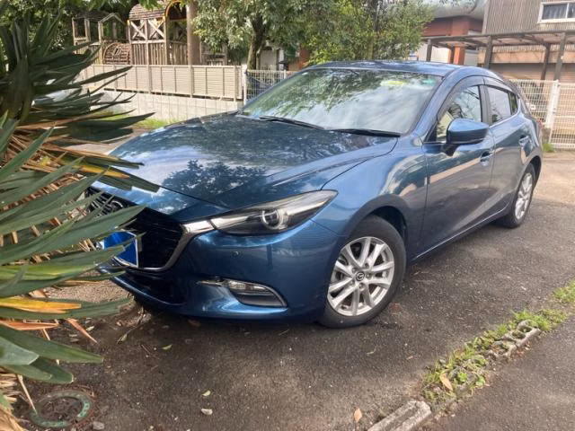 MAZDA AXELA
