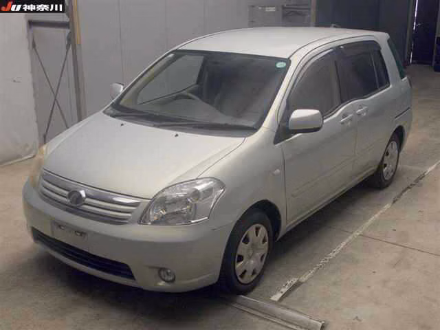 TOYOTA RAUM