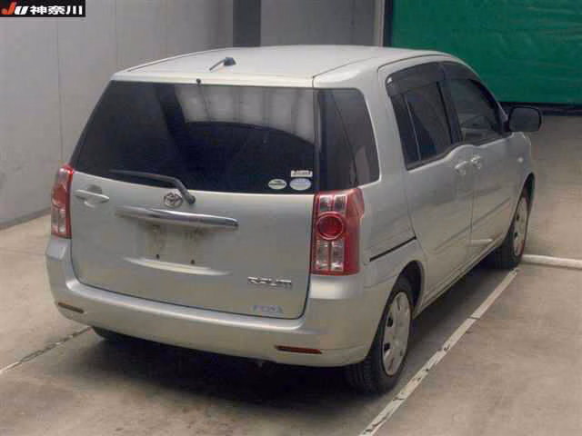 TOYOTA RAUM