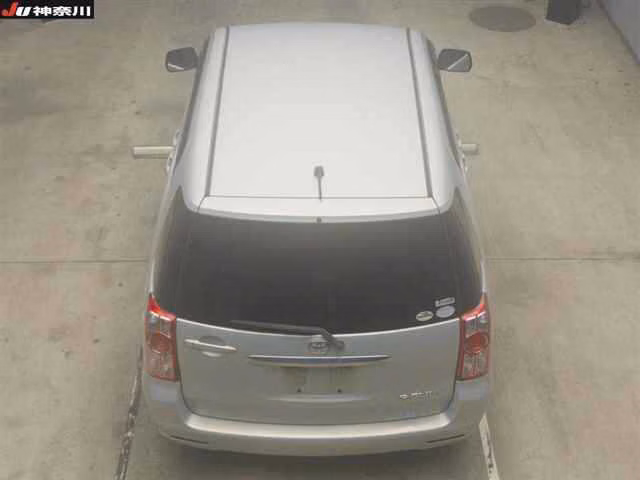 TOYOTA RAUM