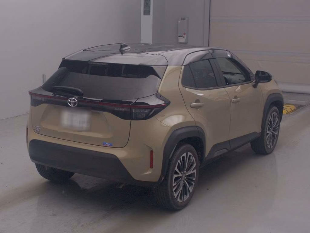 TOYOTA YARIS CROSS