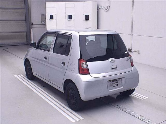 DAIHATSU ESSE