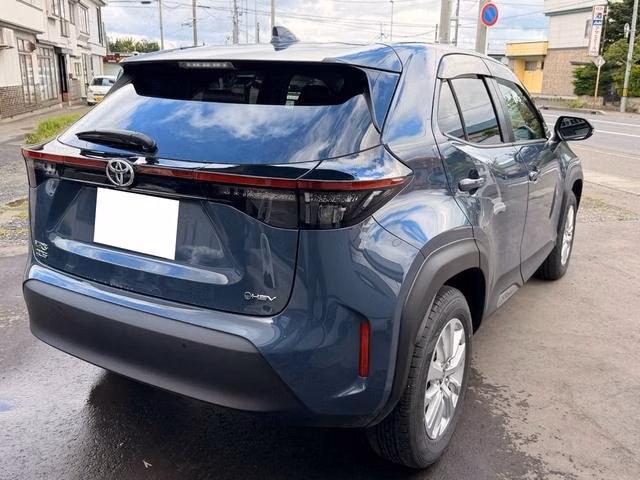 TOYOTA YARIS CROSS