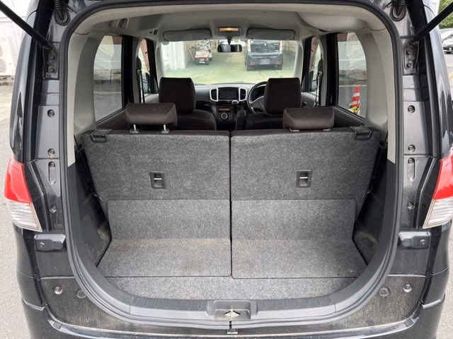 MITSUBISHI DELICA D:2