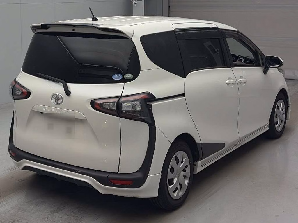 TOYOTA SIENTA