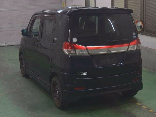 MITSUBISHI DELICA D:2