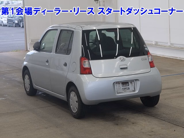 DAIHATSU ESSE