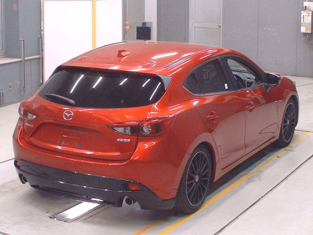 MAZDA AXELA