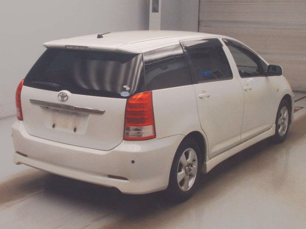 TOYOTA WISH