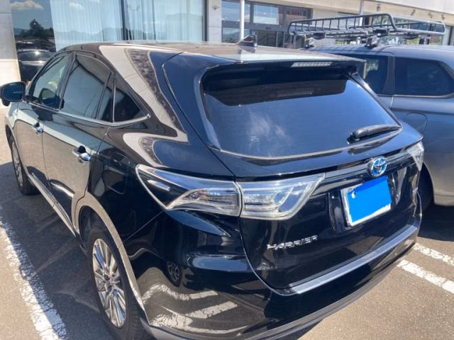 TOYOTA HARRIER