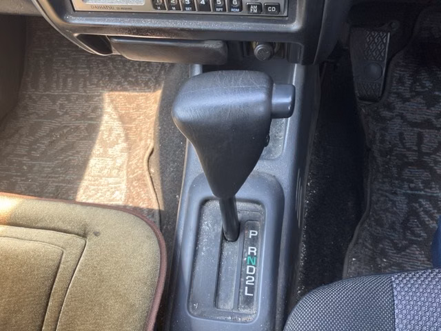 DAIHATSU TERIOS KID