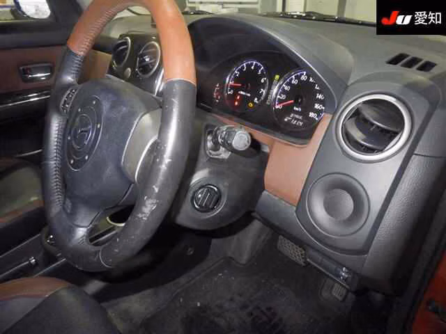 MAZDA VERISA