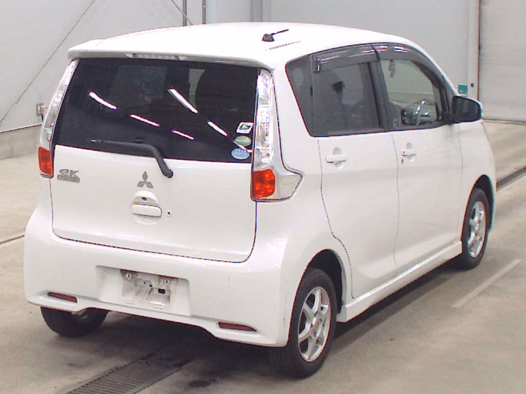 MITSUBISHI EK CUSTOM