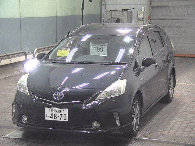 TOYOTA PRIUS ALPHA