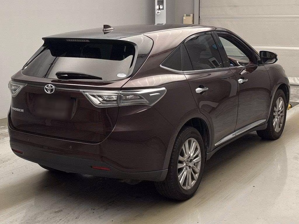 TOYOTA HARRIER