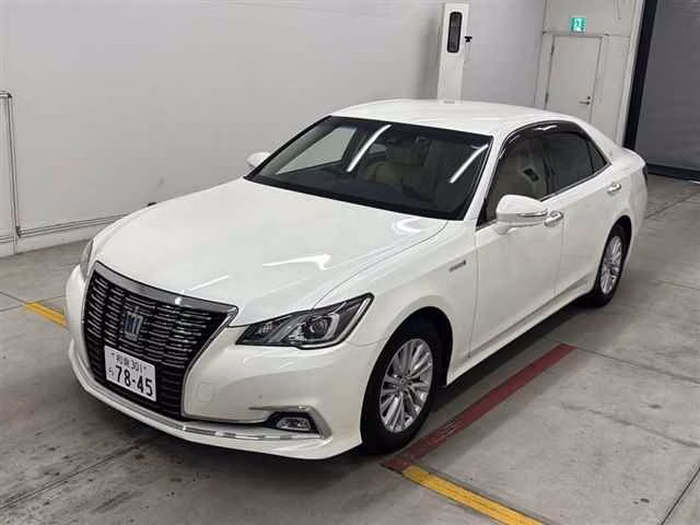 TOYOTA CROWN