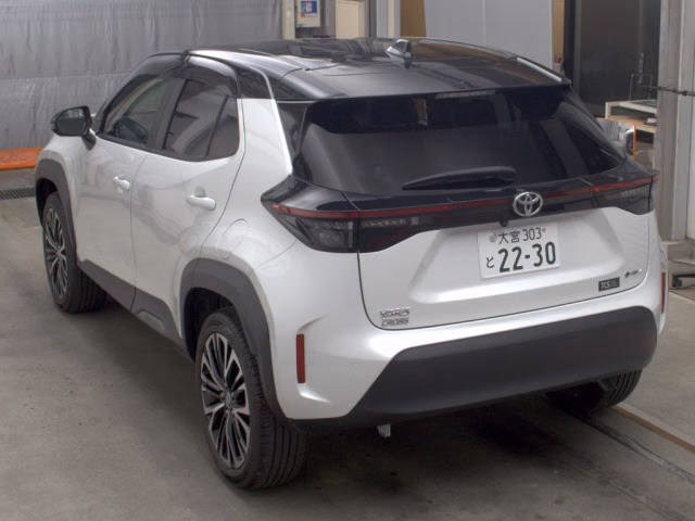 TOYOTA YARIS CROSS