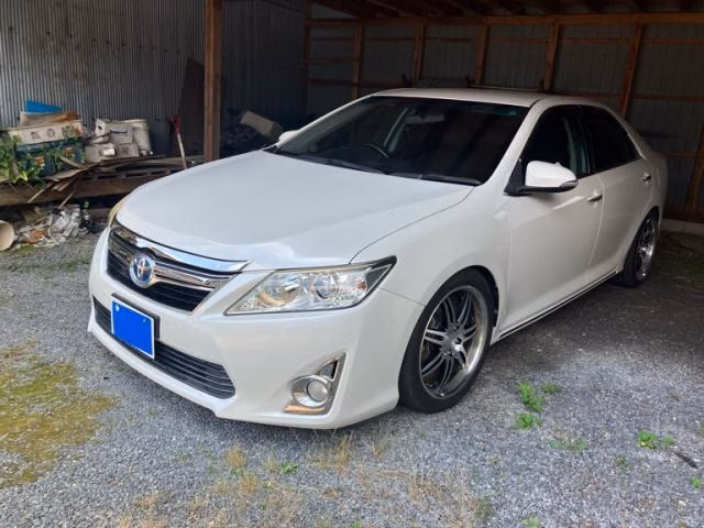 TOYOTA CAMRY