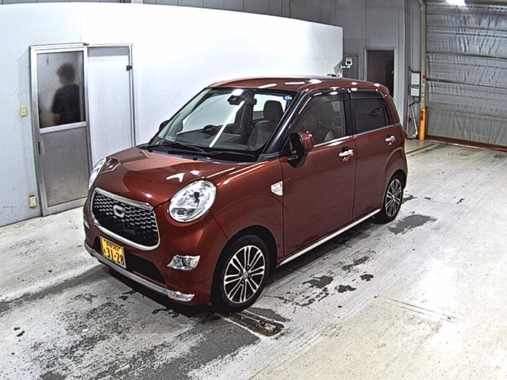 DAIHATSU CAST