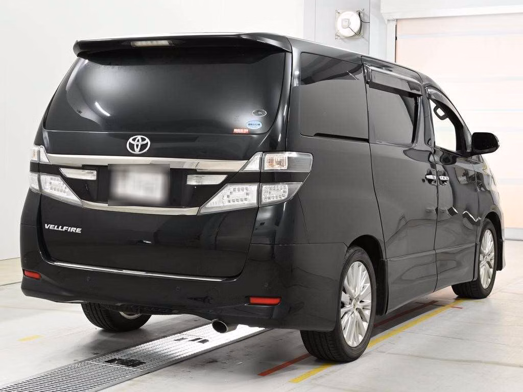TOYOTA VELLFIRE