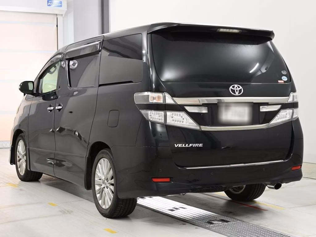 TOYOTA VELLFIRE