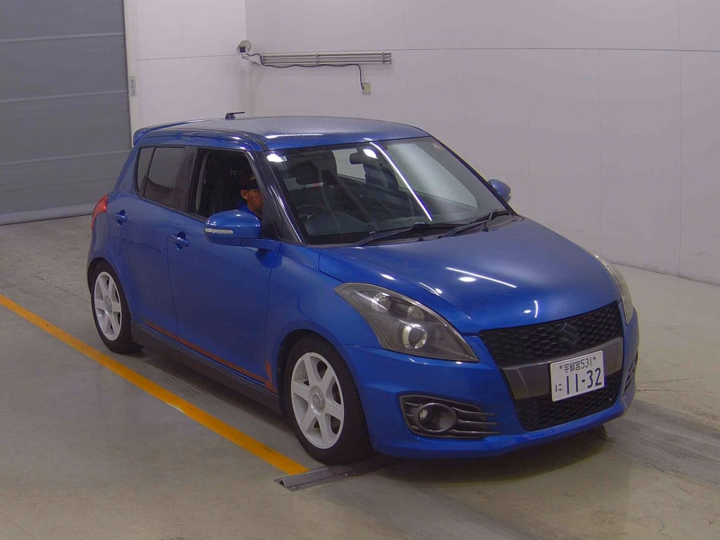 SUZUKI SWIFT