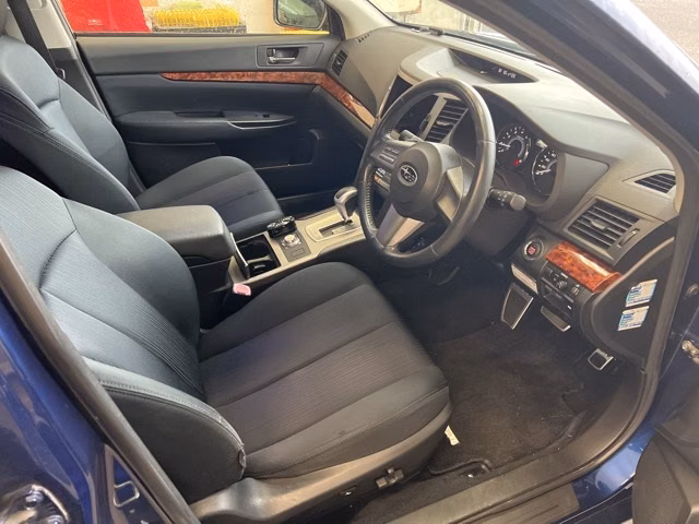 SUBARU LEGACY