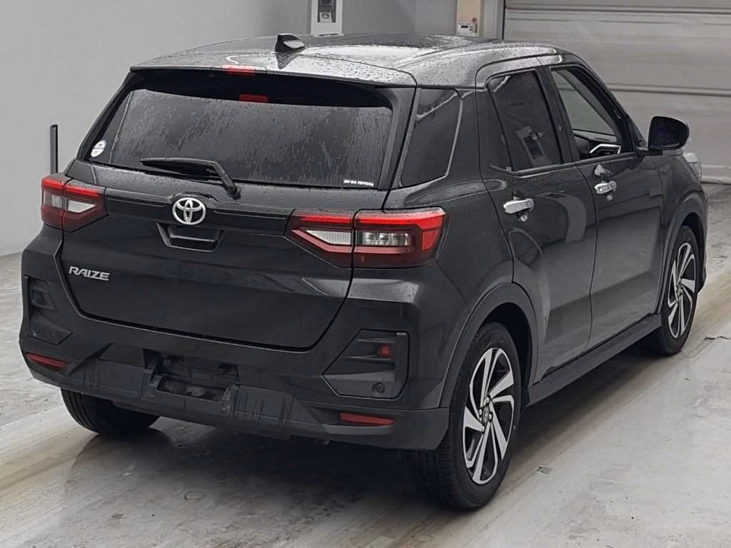 TOYOTA RAIZE