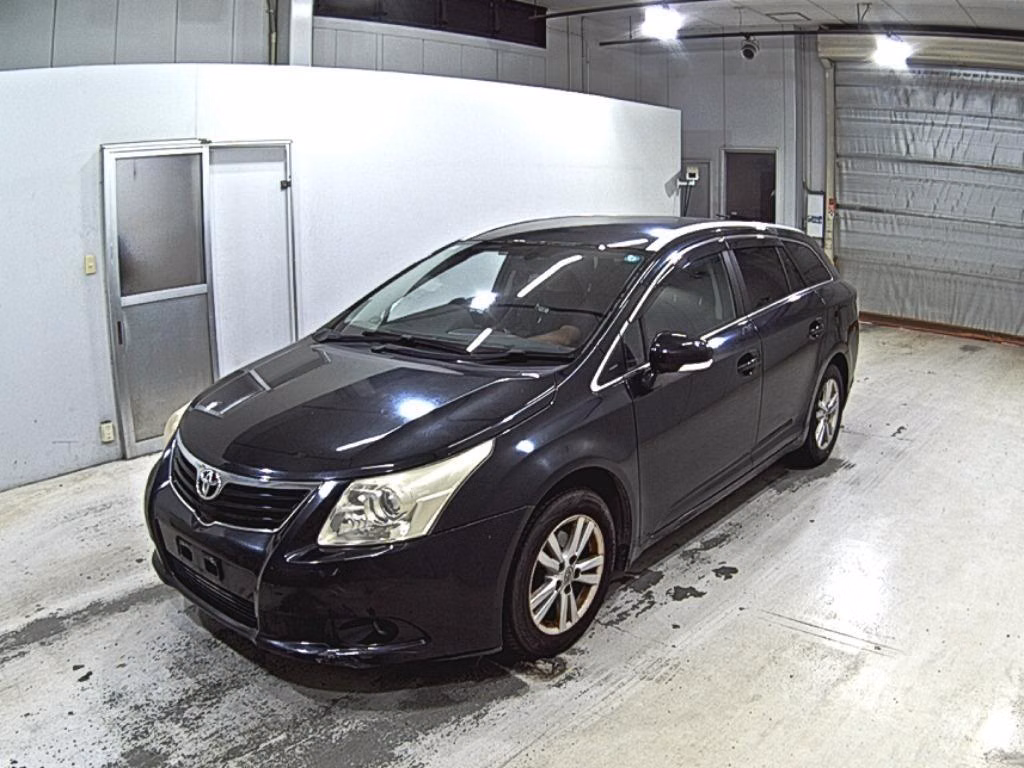 TOYOTA AVENSIS